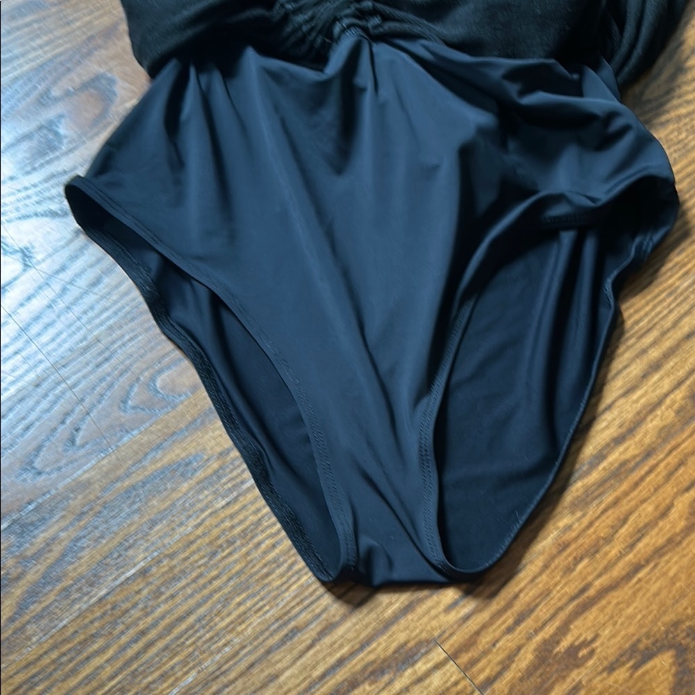 SHEIN Black Gathered Mini Skirt - Picture 6 of 7